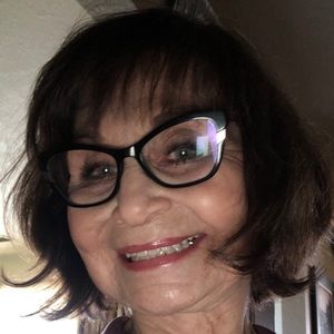 Meet your Posher, Genevieve